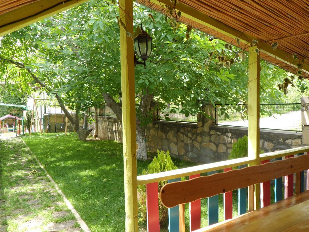 Guest House Nataly Yeghegnadzor Luaran gambar