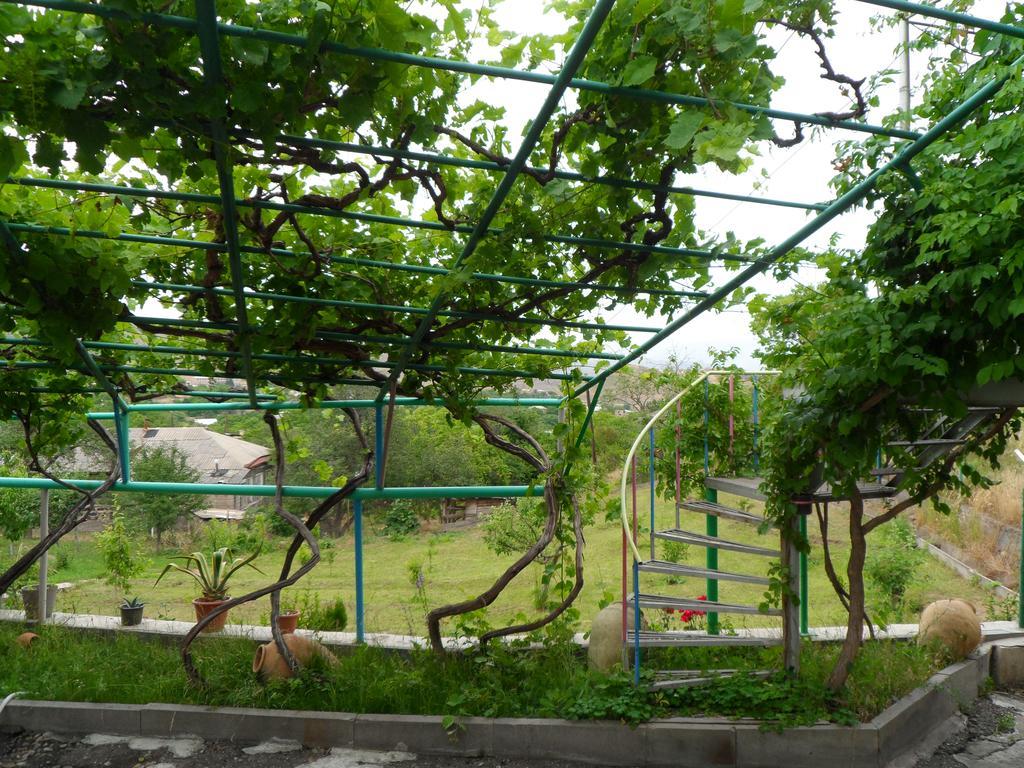 Guest House Nataly Yeghegnadzor Luaran gambar