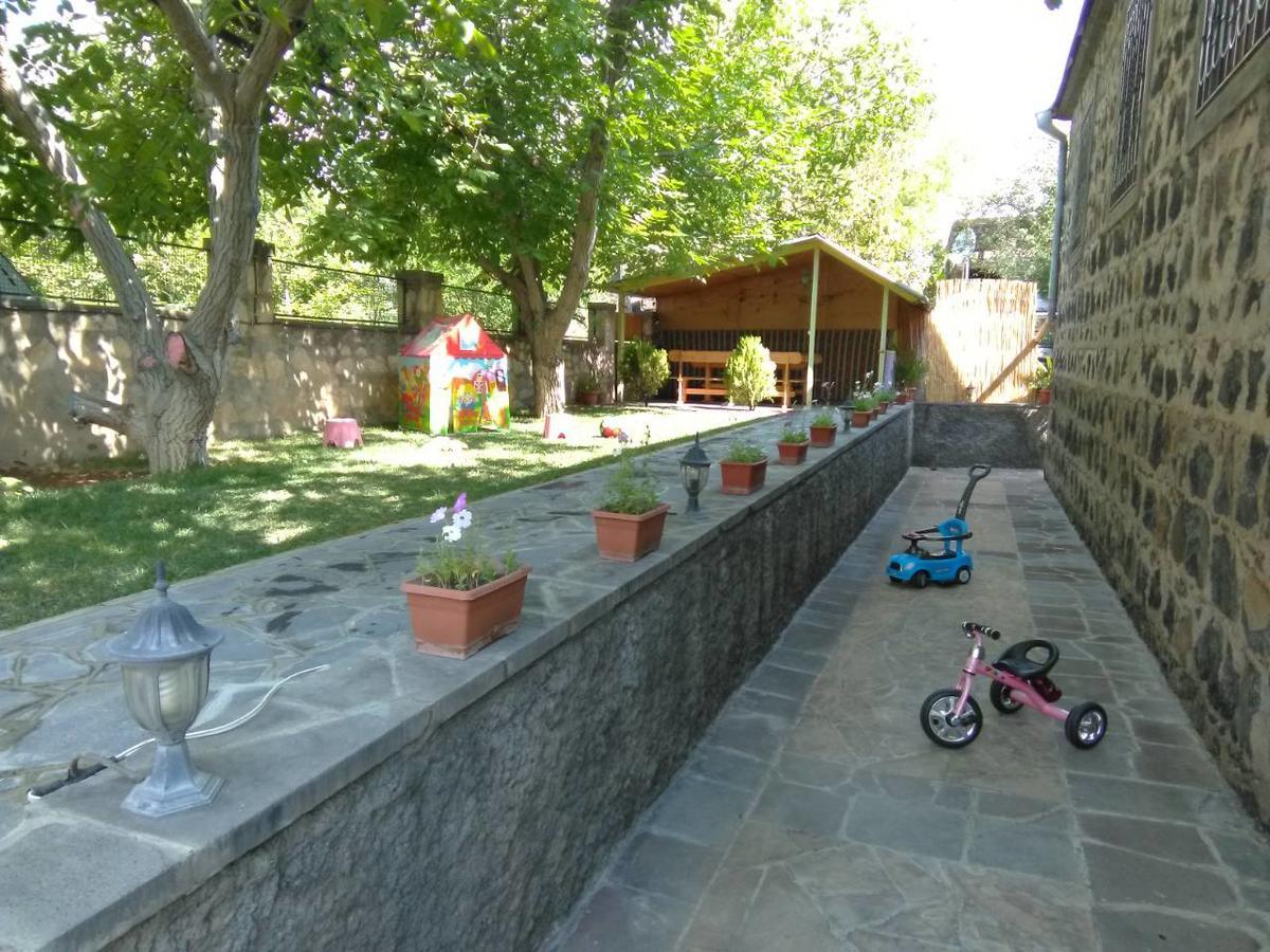 Guest House Nataly Yeghegnadzor Luaran gambar