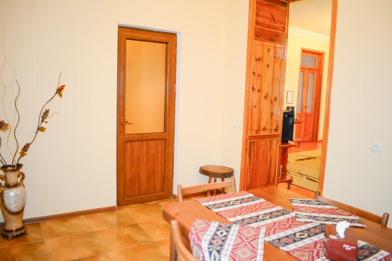 Guest House Nataly Yeghegnadzor Luaran gambar